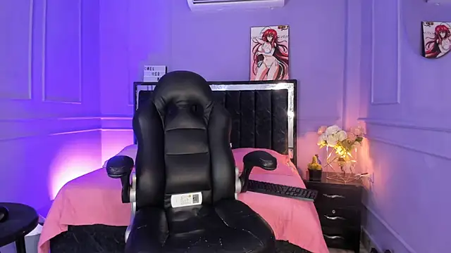 SwettRenata  online show from March 14, 1:23 pm