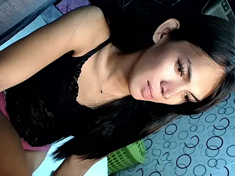 ladyhotcuming online show from October 16, 11:51 pm