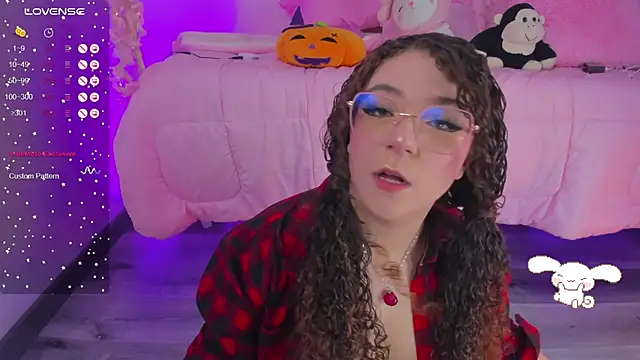 hannacutegod online show from October 9, 7:56 am