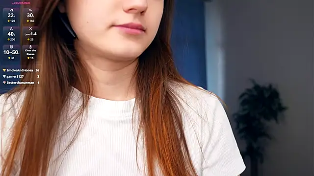 LoraDavi online show from September 24, 7:40 am