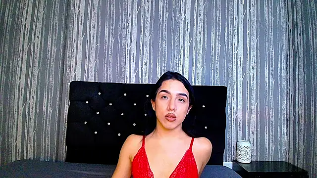 Alicee Moonn online show from March 17, 8:24 pm