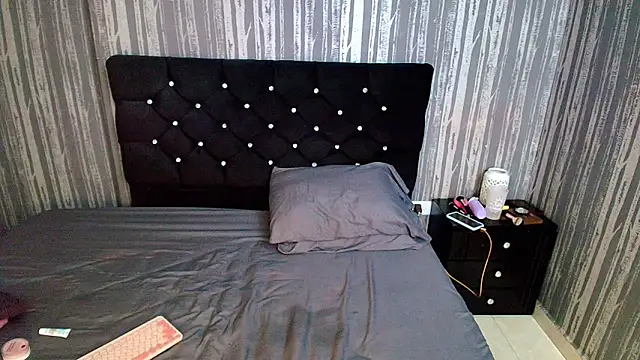 Alicee Moonn online show from March 2, 8:26 pm