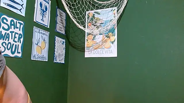 Roxiehood online show from September 20, 2:43 am