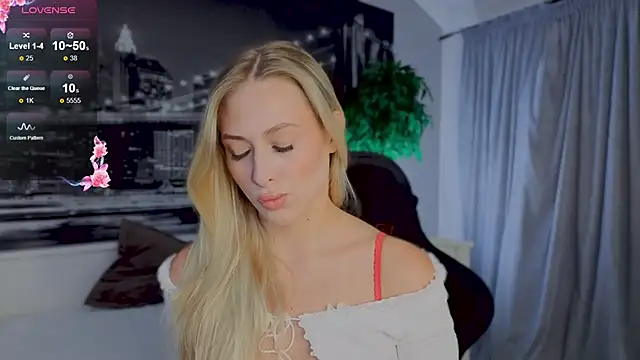 ChristyMarshall online show from October 9, 4:44 pm