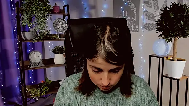 MartaEdams online show from December 16, 6:19 am