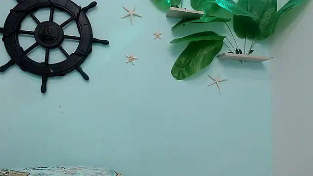 eladyrous98 online show from October 13, 4:09 pm