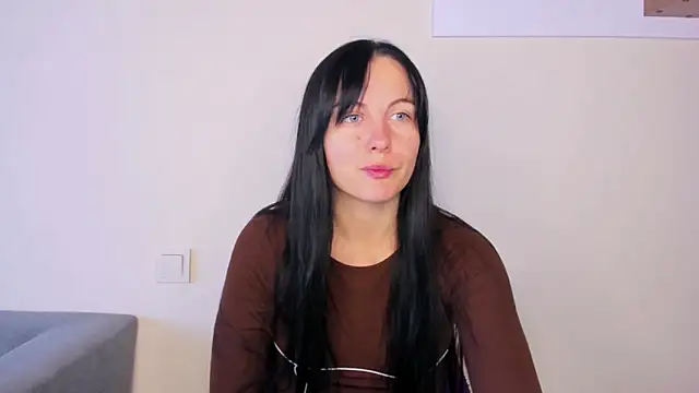 Elle Pearl  online show from October 16, 6:16 am