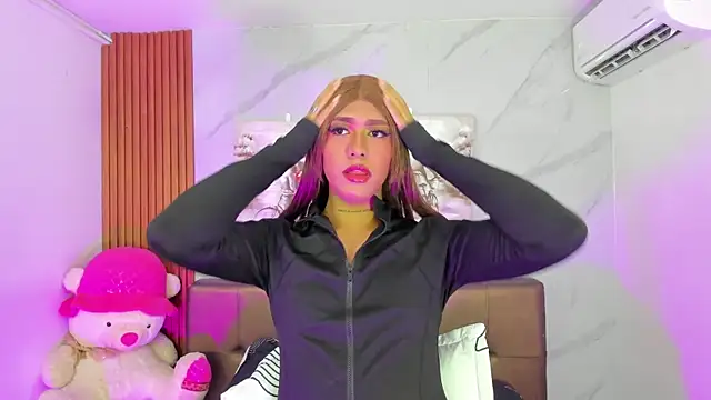 Dreams Chloe online show from September 10, 5:07 am