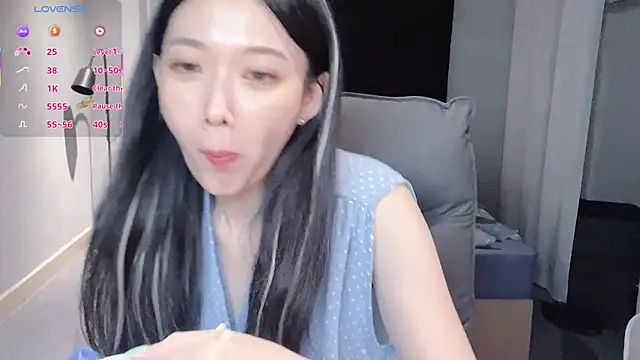 NiNi-baby520 online show from November 1, 3:38 pm