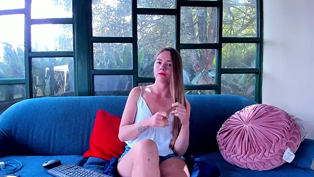 Angiehuston1 online show from February 21, 2:40 pm