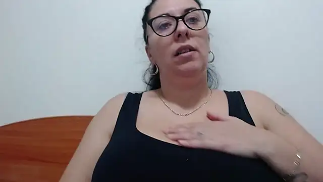 jollene online show from November 14, 3:56 pm