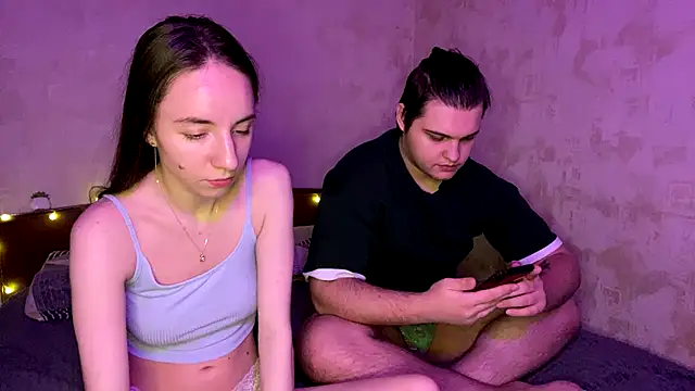 lailarays online show from November 8, 5:40 pm