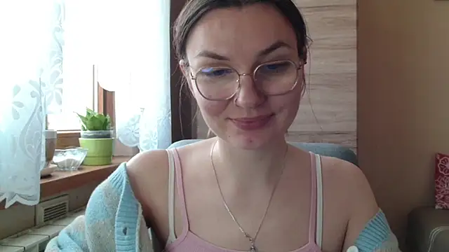 LooveELLYx online show from March 30, 6:46 am