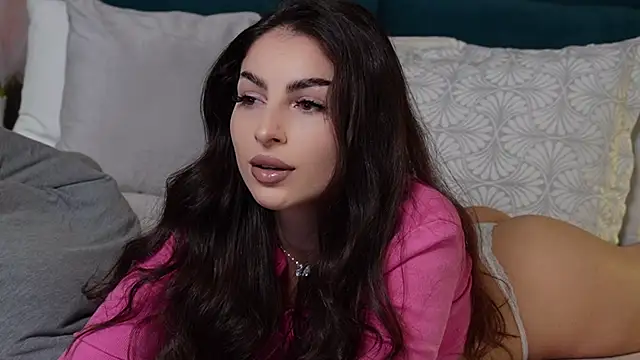 EmilyTrix online show from February 22, 2:18 pm