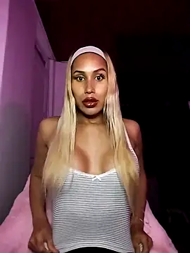 AngelinaSexFit online show from December 16, 5:02 am