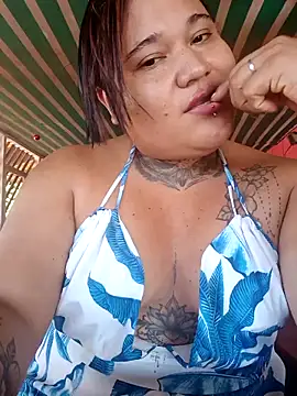 Kat Valen online show from June 19, 8:45 pm