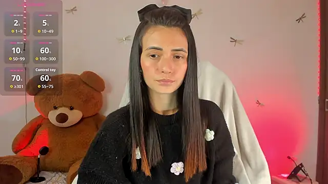 princessluna 19 online show from October 18, 9:05 pm