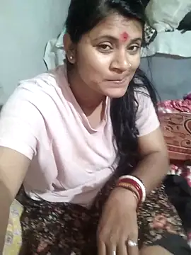 couple 71 online show from April 6, 5:14 pm