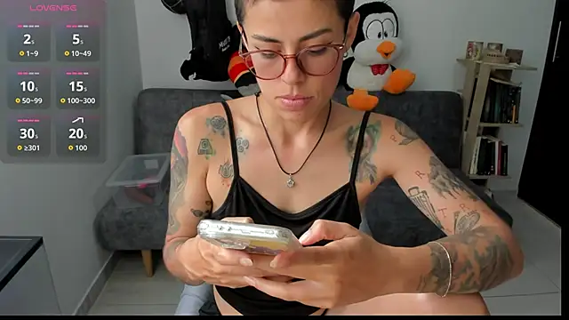 natt op online show from October 14, 8:22 pm