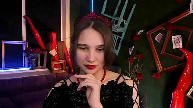 TessaMill online show from November 12, 9:29 am