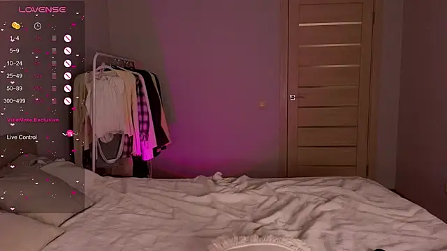  Elen Lilith  online show from April 18, 7:58 pm