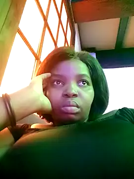 ShySexyBaddiexx online show from November 23, 11:45 am