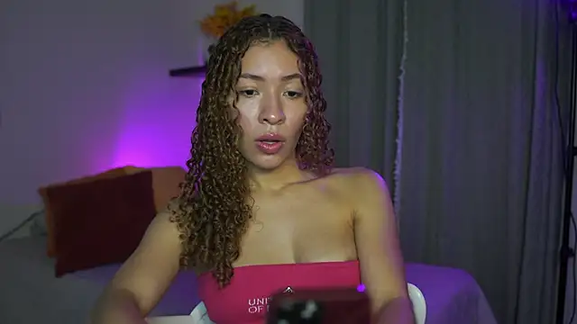 isabella-garcia- online show from September 23, 1:59 am