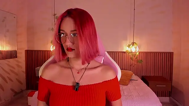 daphne courtis online show from March 6, 3:12 am