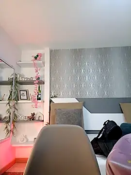 Celine Lee online show from October 7, 4:11 pm