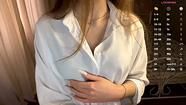 miainheat online show from December 3, 9:22 am