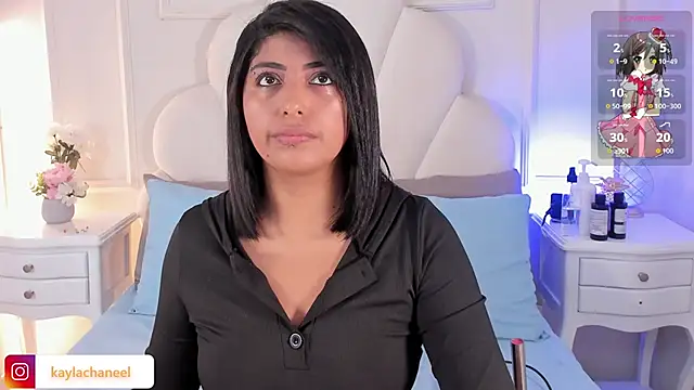 Kaylachannell online show from March 17, 3:43 am