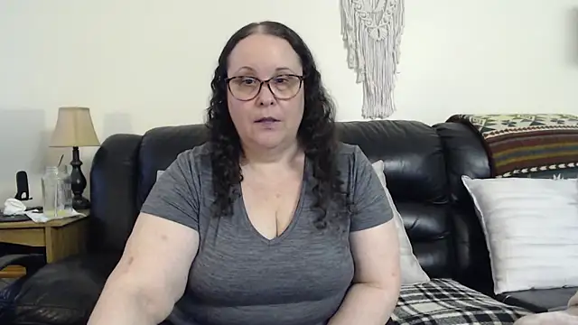 Juicy Julie469 online show from October 11, 9:17 pm