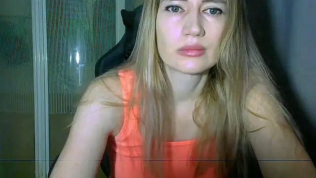 JessFoxxx online show from January 17, 4:09 am