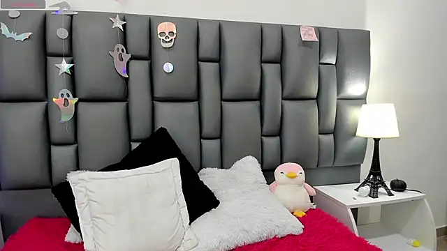 valeriasweet  online show from October 16, 4:31 pm