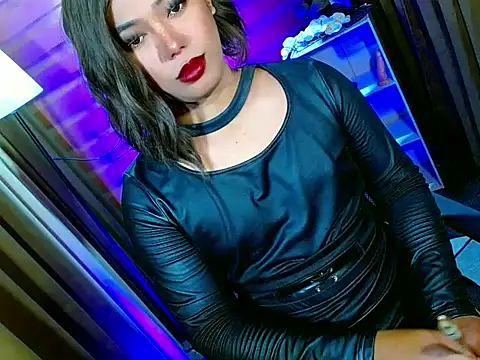 bigfattycocksonya27 online show from May 13, 8:53 am