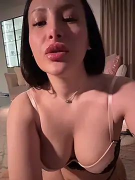 ArianaaSwift online show from March 19, 8:46 pm