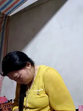 yoowwmr online show from November 7, 4:56 pm