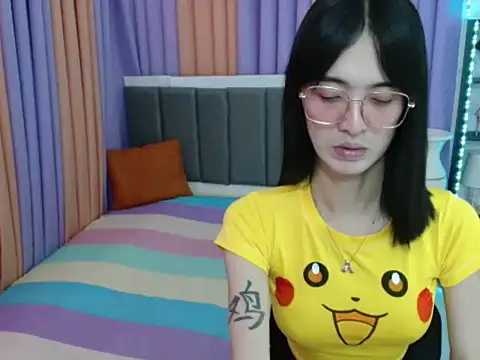 XxTsUncutAskaxX online show from October 14, 5:48 pm