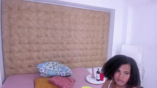 MiiaSmith   online show from October 20, 8:56 pm