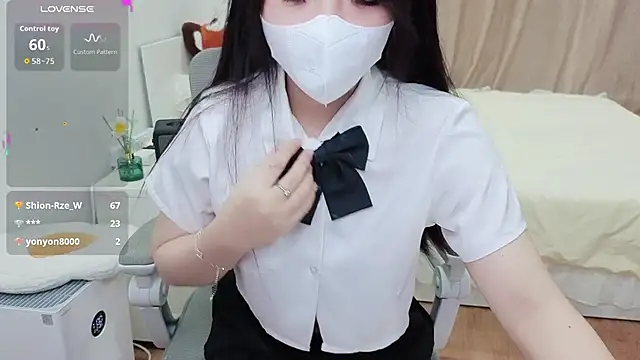 -MinaYoung- online show from September 28, 9:25 am