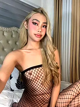 Innocent yanixx69 online show from September 30, 11:31 pm