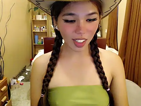 urswtasian chesca online show from May 26, 5:40 am
