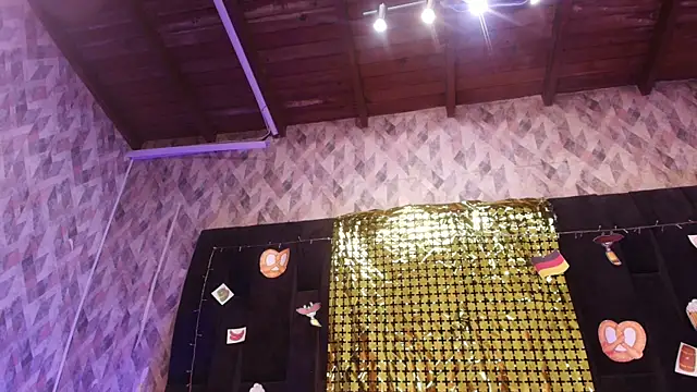 wensheng  online show from September 23, 7:12 pm