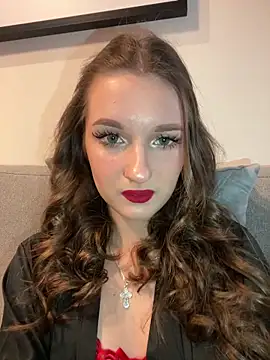 AdelinaEmber online show from September 18, 7:51 am