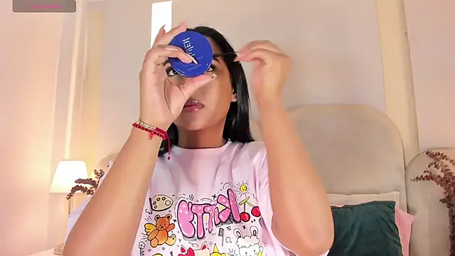 SalomeeBell online show from December 2, 8:22 pm