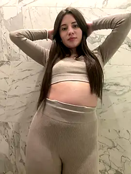 Isabella21  online show from October 11, 12:48 am