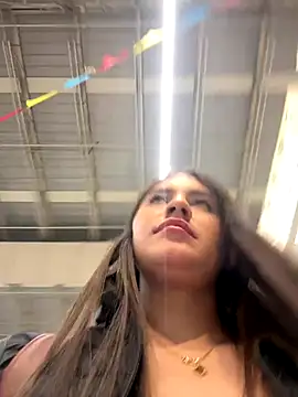 Isabella21  online show from October 8, 12:15 am