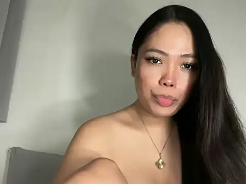 evabuntog online show from May 14, 4:02 pm