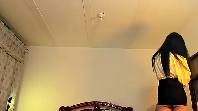 nonbinaryangel online show from March 19, 12:48 am