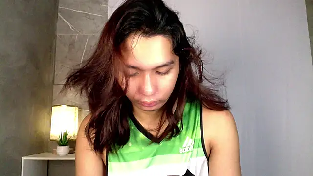 Hoelymorri online show from October 3, 1:11 am